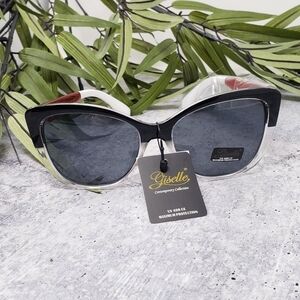 NWT Giselle | Black & Red Star Cat Eye Style Sunglasses Boutique UV 400